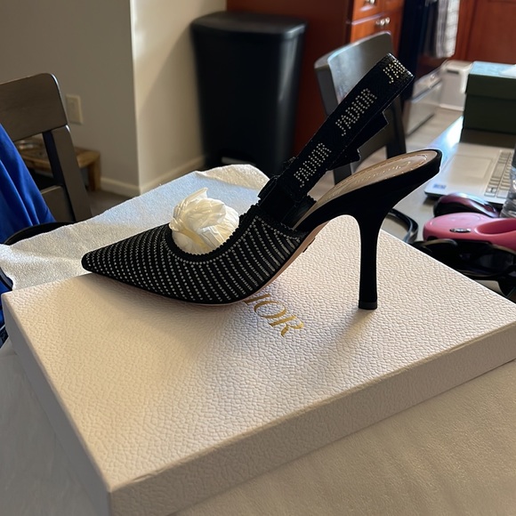 Dior J’Adior Slingback Pump